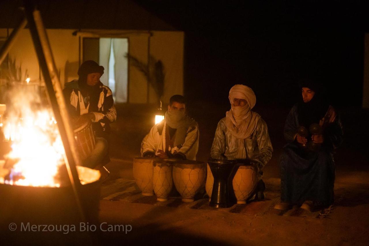 Готель Merzouga Bio Camp Екстер'єр фото
